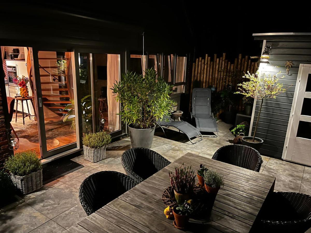 "Zonnekind" Atmospheric Holiday Home In Noordwijkerhout Near The Beach Exterior photo